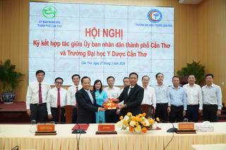 Phấn đấu để Cần Thơ trở thành trung tâm y tế chuyên sâu vùng ĐBSCL 