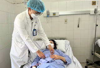Cứu sống bệnh nhân xuất huyết tiêu hóa hiếm gặp nguy kịch