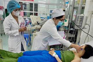 Cứu sống thành công sản phụ mổ lấy thai lần 5 nguy kịch 