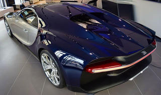 Siêu xe Bugatti Chiron đầu tiên gặp nạn tại Đức
