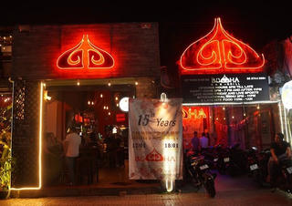 TP HCM tiếp tục 'truy tìm' người liên quan tới 'ổ dịch' tại quán bar Buddha