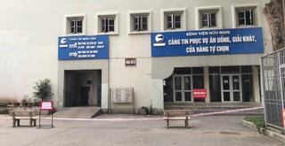 Phong toả tạm thời khu vực căng tin Bệnh viện Hữu Nghị, cách ly 15 nhân viên Công ty Trường Sinh