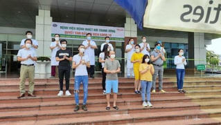 Thêm 8 bệnh nhân COVID-19 khỏi bệnh, Việt Nam chữa khỏi 249 trường hợp