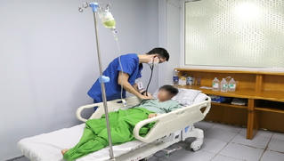 Phú Thọ: Cứu sống thanh niên bị điện giật nguy kịch