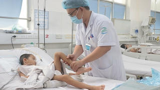 Thêm một bé trai 12 tuổi tử vong vì bạch hầu ác tính