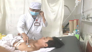 Bị chĩa đâm thủng gan, phổi khi đi săn chuột đêm 