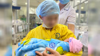 20 nhân viên y tế “chạy đua” với tử thần cứu sống 2 mẹ con sản phụ mang thai 30 tuần bị tai nạn giao thông nghiêm trọng