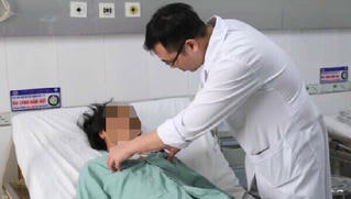 Phẫu thuật cùng lúc 3 van tim để cứu sống bệnh nhân nguy kịch