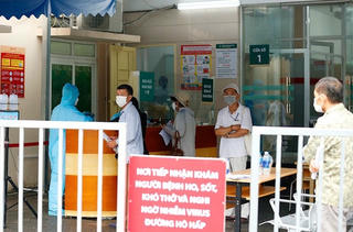Bệnh viện Bạch Mai tạm dừng tất cả các hoạt động thăm hỏi bệnh nhân