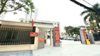 Công an quận Hà Đông nói gì về việc khởi tố nghi án bé gái 12 tuổi bị mẹ và người tình bạo hành?