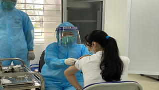 9 nhân viên y tế ở Gia Lai ghi nhận phản ứng phụ sau khi tiêm COVID-19 