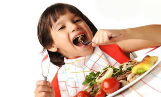 Giải pháp dinh dưỡng phù hợp cho trẻ tránh thừa cân, béo phì