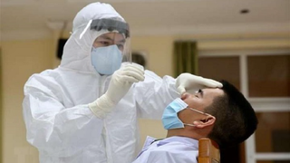 Hướng dẫn mới nhất đối với người về địa phương từ khu vực có dịch COVID-19