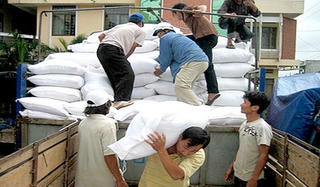 Thủ tướng Chính phủ cấp hơn 130.000 tấn gạo cứu trợ 24 tỉnh, thành