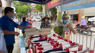 Lập đoàn giám sát việc thực hiện hỗ trợ đối tượng khó khăn do dịch COVID-19 tại Hà Nội 