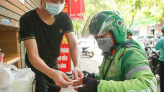 Shipper ở Hà Nội được phép hoạt động từ 9h đến 20h hàng ngày 