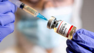 Bộ Y tế 'giục' các tỉnh lên kế hoạch tiêm vaccine phòng COVID-19 cho trẻ 12 - 17 tuổi 