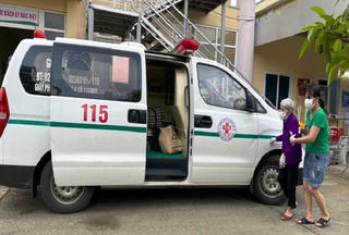 Cụ bà 105 tuổi chiến thắng COVID-19 