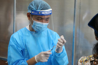Có khoảng 780.000 trẻ ở TP Hồ Chí Minh từ 12-17 tuổi cần tiêm vaccine ngừa COVID-19