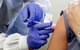 Việt Nam có tỷ lệ bao phủ vaccine mức cao trên thế giới