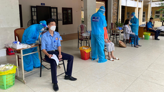 Bị phản ánh chậm trả phụ cấp phòng, chống dịch COVID-19, Bộ Y tế tức tốc ban hành hướng dẫn mới 