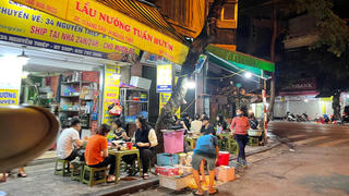 Hàng quán ngang nhiên hoạt động sau 21h, 'thách thức' cơ quan chức năng Hà Nội? 