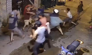 Tạm giữ nhóm thanh niên vác gạch, kiếm đánh nhau sau va chạm giao thông