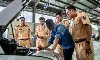 Công tác đăng kiểm ô tô ở Hà Nội đang diễn ra thế nào?