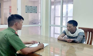 Khởi tố đối tượng có 4 tiền án vẫn đi trộm túi sách của người khác