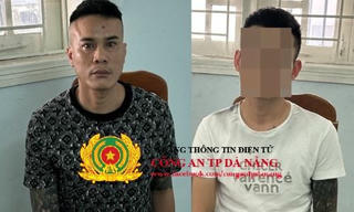 Bắt đối tượng hình sự cộm cán thủ 2 khẩu súng ngắn, 6 viên đạn trong xe ô tô