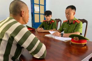 Đắk Nông: Đối tượng nghiện ma túy trộm 12 bình ắc quy Trạm thu phát sóng (BTS)