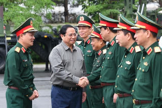 Thủ tướng Phạm Minh Chính làm việc với Viettel về công nghiệp quốc phòng công nghệ cao