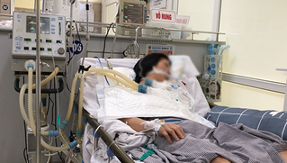 Rắn cạp nia cắn: 4 bệnh nhân bị liệt toàn thân, phải thở máy 