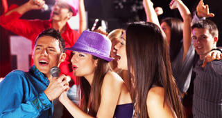 TP. Hồ Chí Minh: Sẽ tạm ngừng cấp phép mở karaoke trong thời gian tới