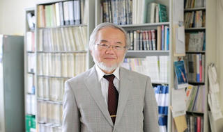 Nhà khoa học Nhật giành Nobel Y học 2016