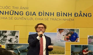 Bài học quý ngày 8/3 của ông Đại sứ Thụy Điển tại Việt Nam