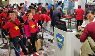 Cổ động viên Việt Nam sang Trung Quốc cần lưu ý gì?