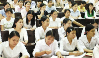 Vụ trưởng Vụ giáo dục đại học nói về đề xuất chuyển từ 'học phí' sang 'giá dịch vụ'