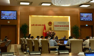 11.180 quyết định hành chính, hành vi hành chính của Chủ tịch UBND, UBND bị kiện ra tòa