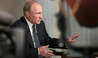 Tổng thống Putin nói về thái độ đối với phụ nữ ở Nga