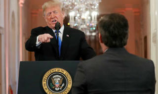 Đài CNN kiện ông Trump và Nhà Trắng về việc “cấm cửa” phóng viên