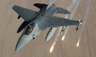 Bỉ phái F-16 bay chặn Su-27 của Nga trên biển Baltic 
