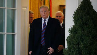 Ông Trump dọa đóng cửa Chính phủ Mỹ 'nhiều năm'