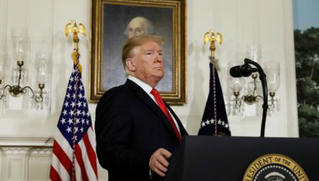 Ông Trump bị đảng Dân chủ 'dội gáo nước lạnh'