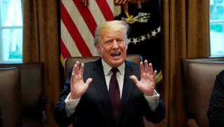 Ông Trump nhượng bộ, chấp nhận lùi ngày đọc Thông điệp liên bang