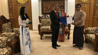 Đặc phái viên Thủ tướng Chính phủ thăm Myanmar