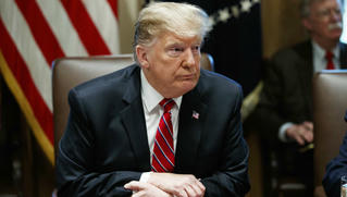 Ông Trump để ngỏ khả năng kéo dài hạn chót tăng thuế đối với hàng Trung Quốc 