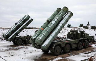 Nga đưa tên lửa ưu việt S-400 vào trực chiến ở cực tây