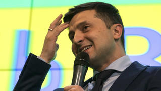 Diễn viên hài dẫn đầu trong cuộc bầu cử tổng thống ở Ukraine