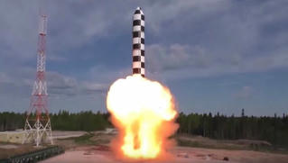 Tổng thống Putin khoe tên lửa “xé nát mọi hệ thống phòng thủ” thử nghiệm đợt cuối